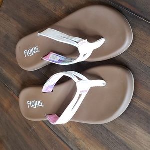 Flojo Margo Flip Flop Sandal Sz 8